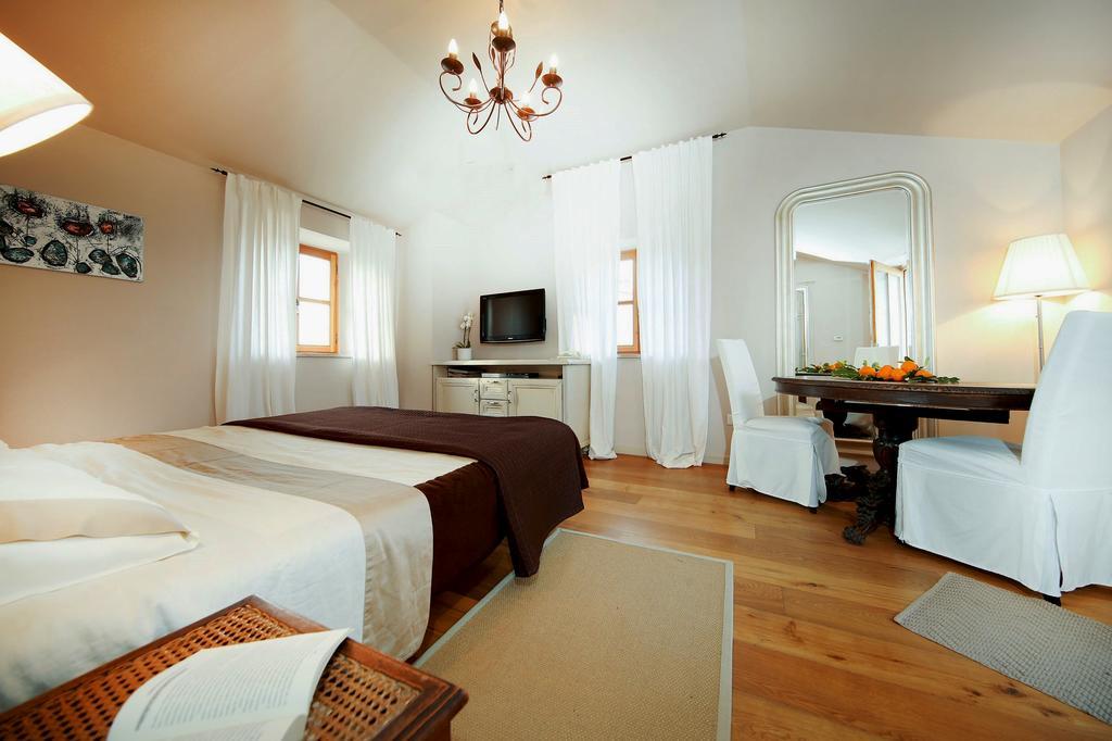 Villa Benvenuti Мотовун Екстер'єр фото